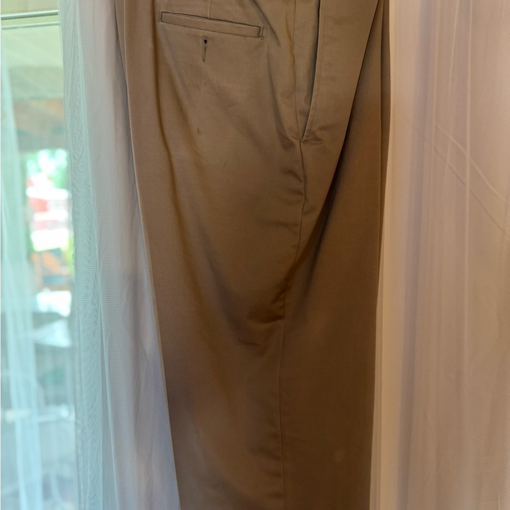 Haggar Premium No Iron Khakis